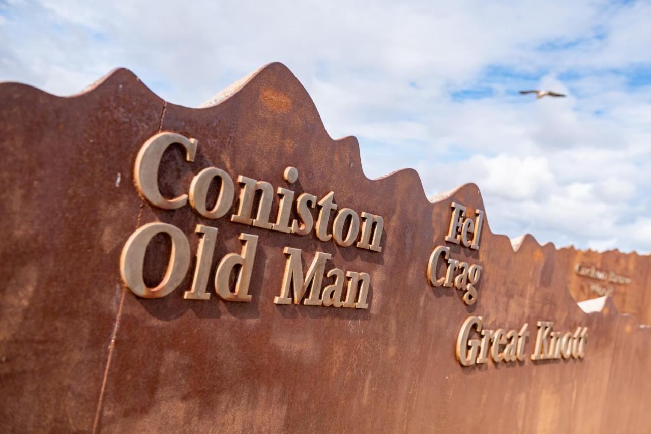 The Croston Balcony Apartment- Morecambe Central Promenade, Beach Front And Sea Views Eksteriør billede